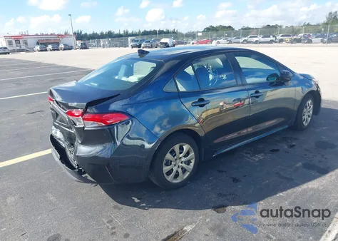 2021 Toyota Corolla Le z USA, uszkodzony, nr VIN 5YFEPMAE2MP202580